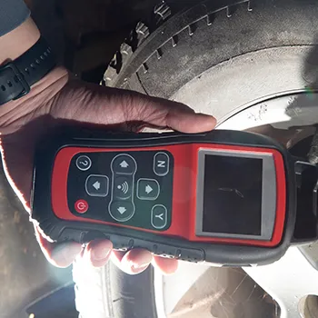 Tire Pressure Monitoring System(TPMS) in Kendallville, IN